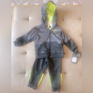 Nike Therma Dri-Fit 2 piece set